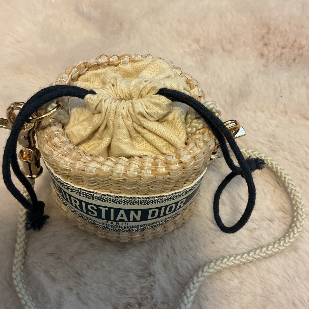 GWP CHRISTIAN DIOR SMALL STRAW CROSSBODY POUCH WITH GIFT BOX - Picture 3 of 5